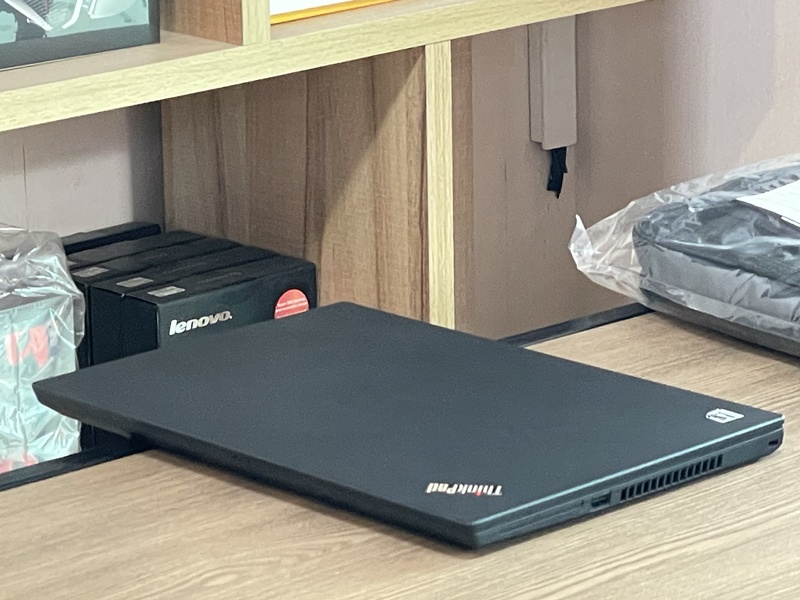 Lenovo Thinkpad T14 G2