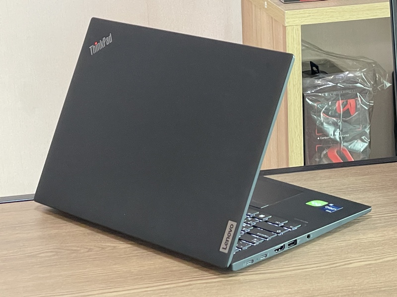 Lenovo ThinkPad T14s Gen 4