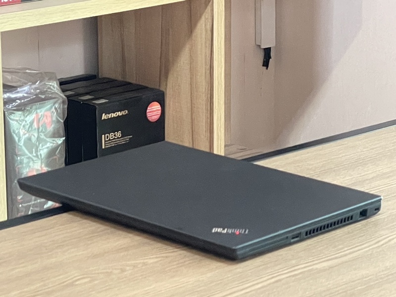 Lenovo Thinkpad T14 G1