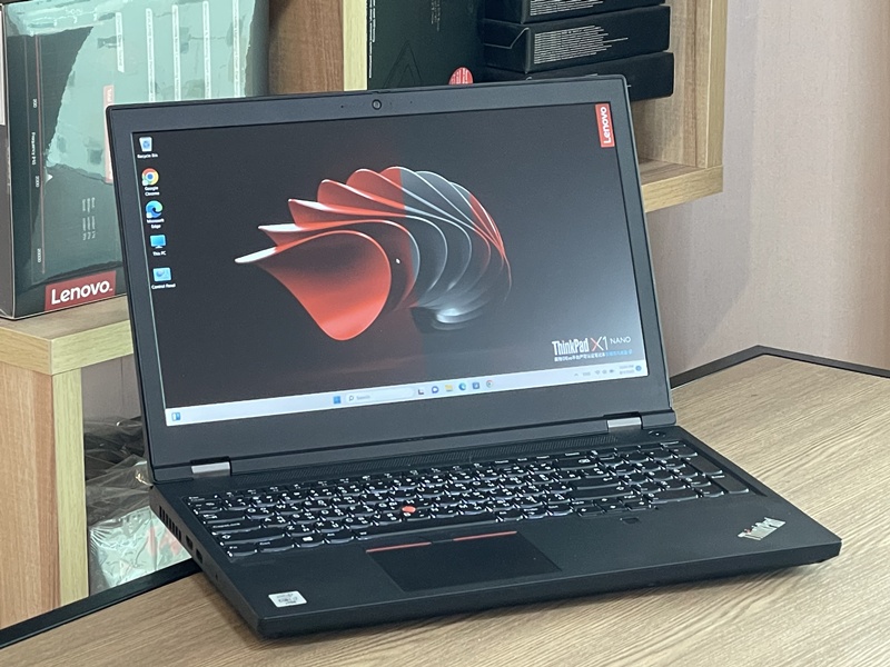 Lenovo ThinkPad P15 G1