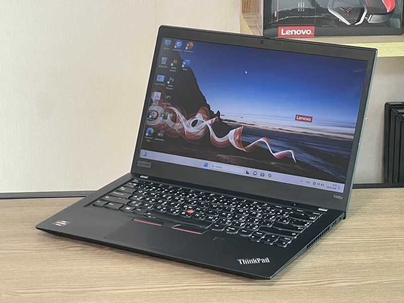 Lenovo Thinkpad T495s