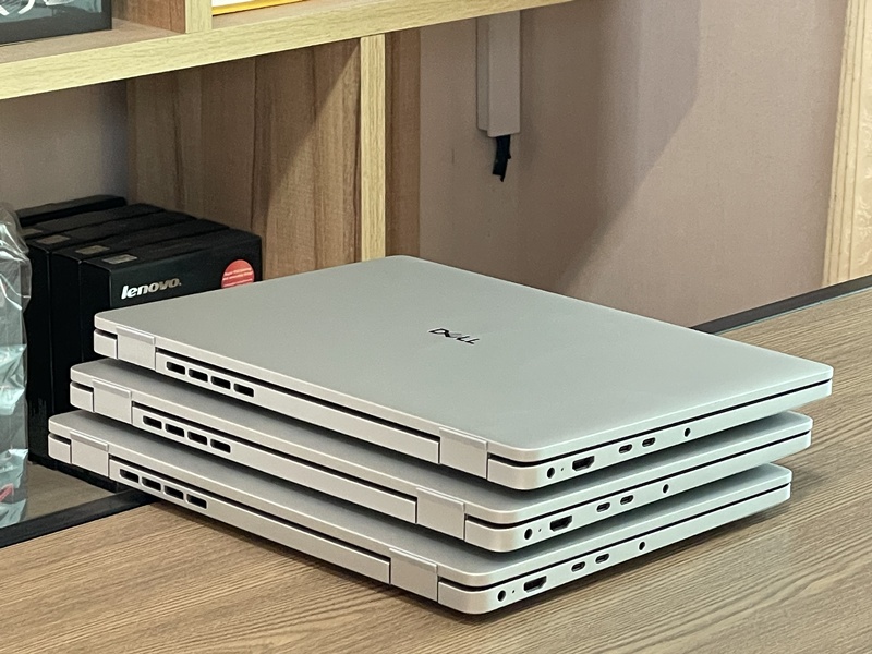 DELL Pro 14 PC14250