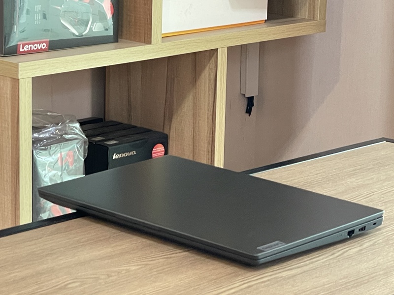 Lenovo V15 G4 IRU-83A100R5TA