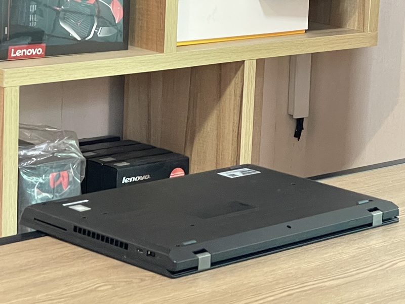 Lenovo ThinkPad T15p Gen 2