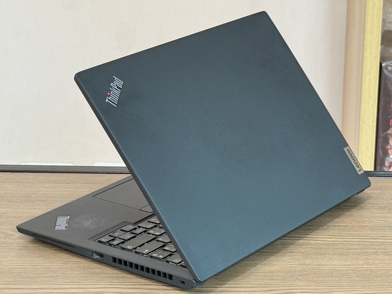 Lenovo Thinkpad X13 G2