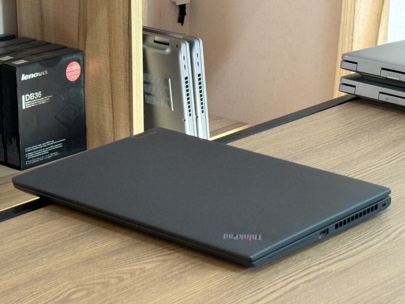 Lenovo Thinkpad X13 G2