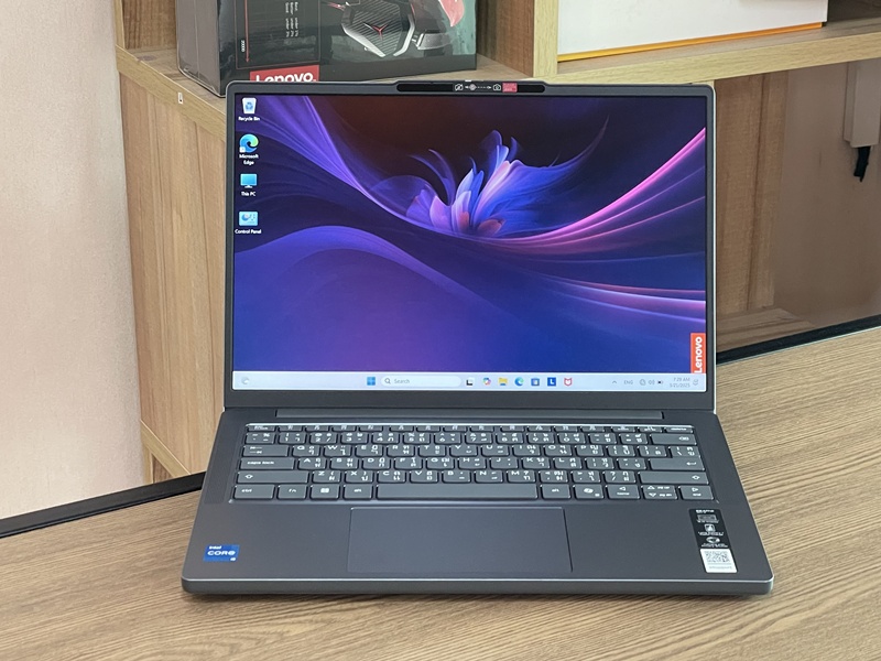 Lenovo IdeaPad Slim 3 14IRH10