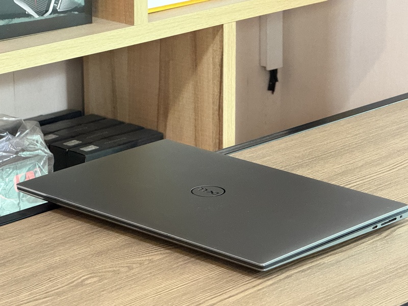 Dell Precision 5560 Mobile WorkStation