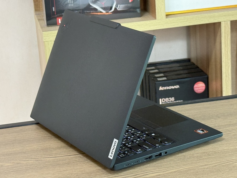 Thinkpad P14s Gen 6 Workstation