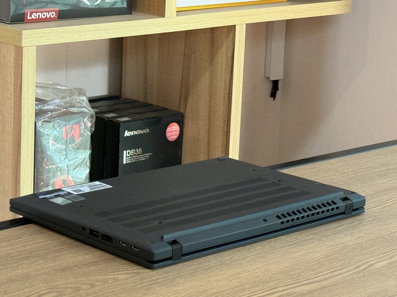 Thinkpad P14s Gen 6 Workstation