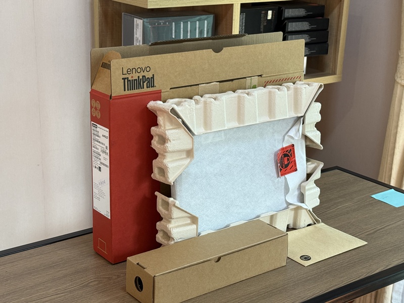 Thinkpad P14s Gen 6 Workstation