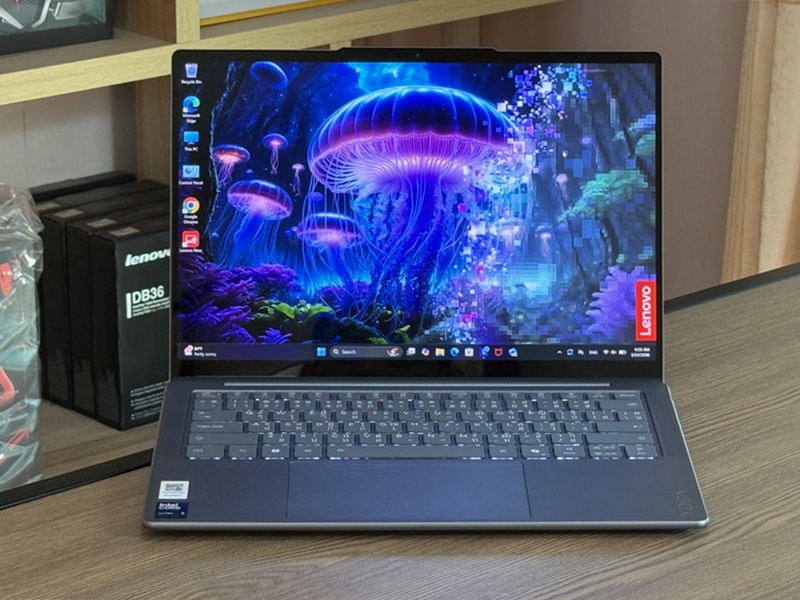 Lenovo Yoga Slim 7i Aura Edition Gen 10