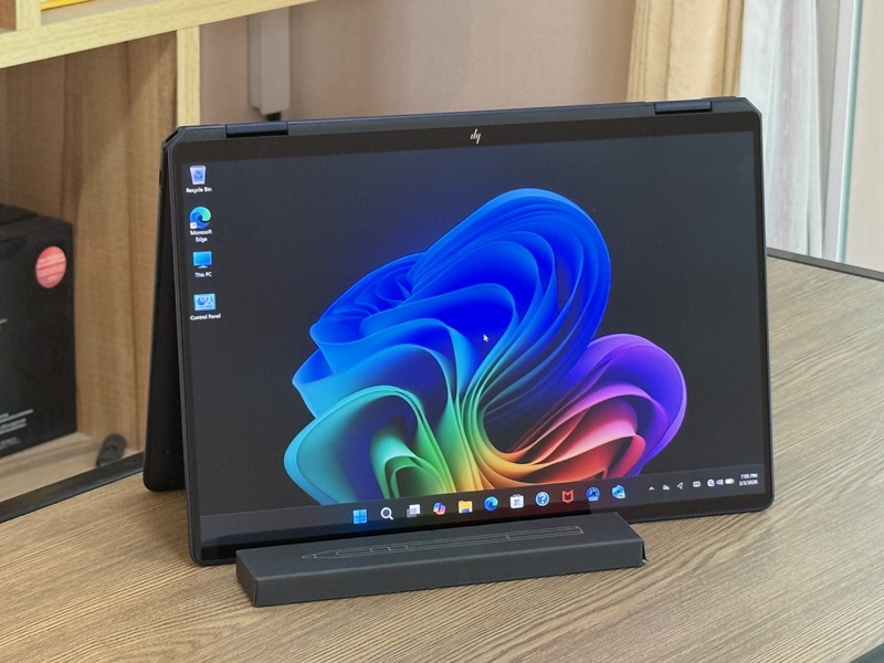 HP OmniBook Ultra Flip 14-fh0054TU