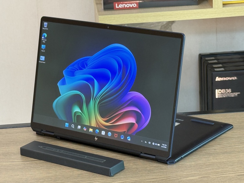 HP OmniBook Ultra Flip 14-fh0054TU