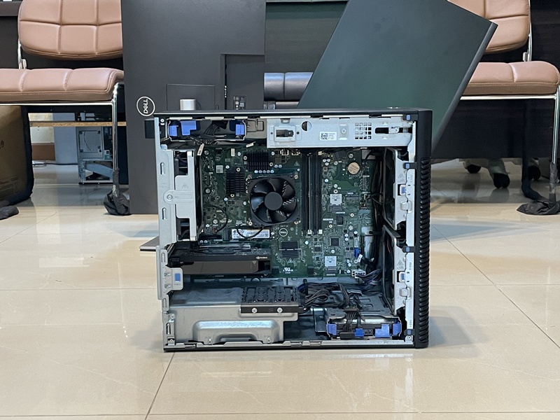 Dell Precision 3660Tower