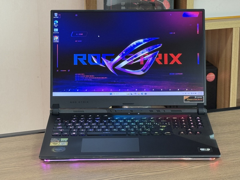 Asus ROG Strix Scar 17 G743QS-HG254T