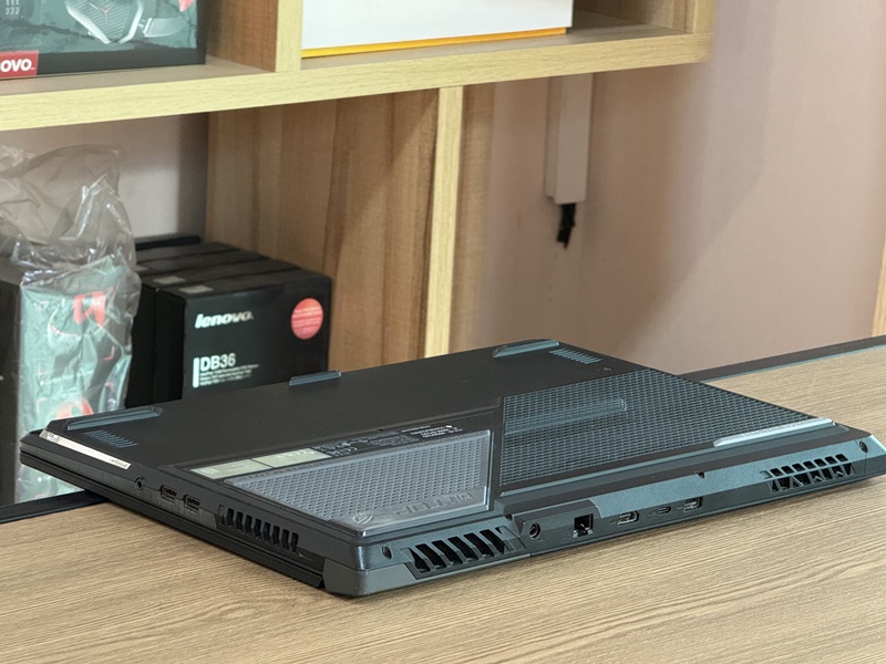 Asus ROG Strix Scar 17 G743QS-HG254T