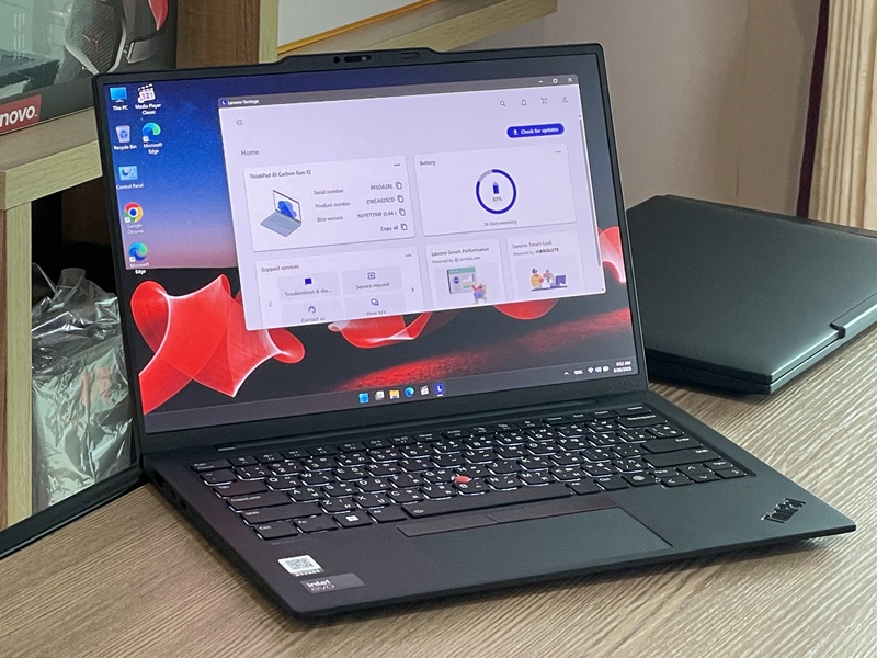 Lenovo Thinkpad X1 Carbon Gen 12