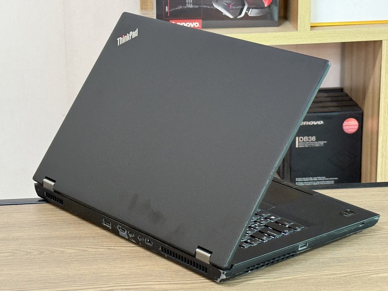 Lenovo ThinkPad P73 Workstation