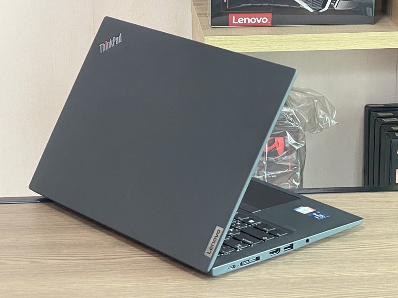 Lenovo Thinkpad T14s G2