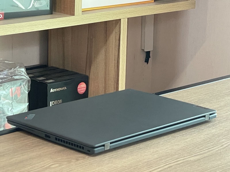 Lenovo Thinkpad T14s G2