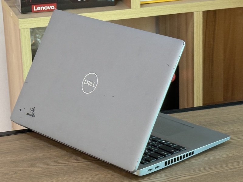 Dell Latitude 5520