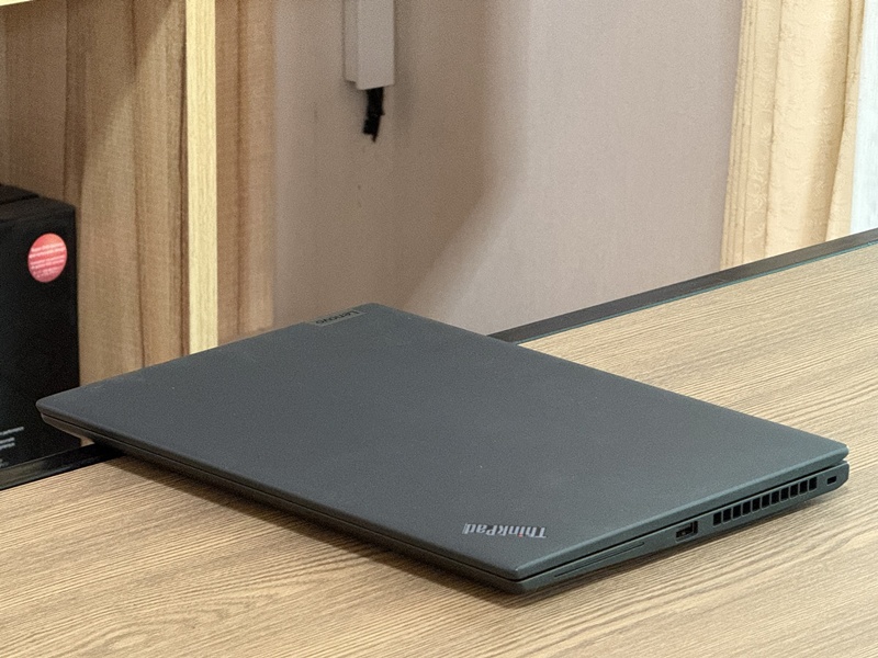 Lenovo Thinkpad X13 G2