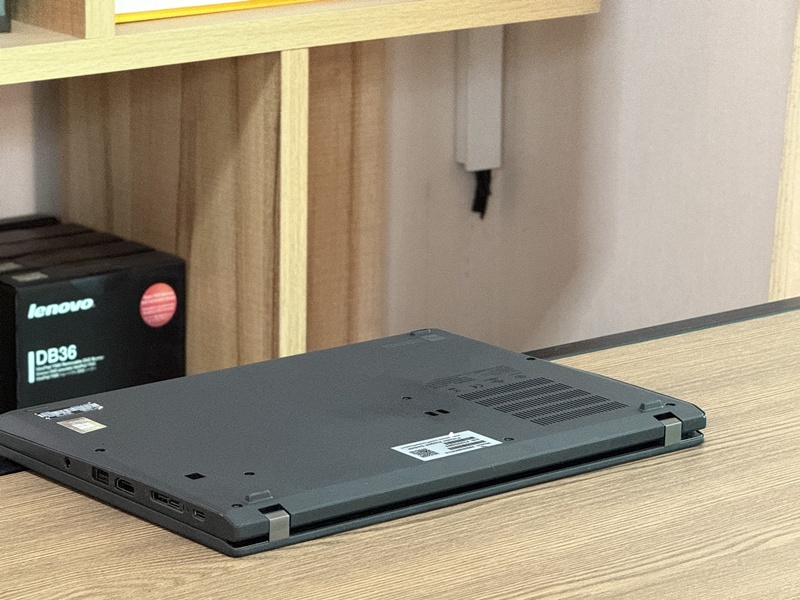 Lenovo Thinkpad X13 G2