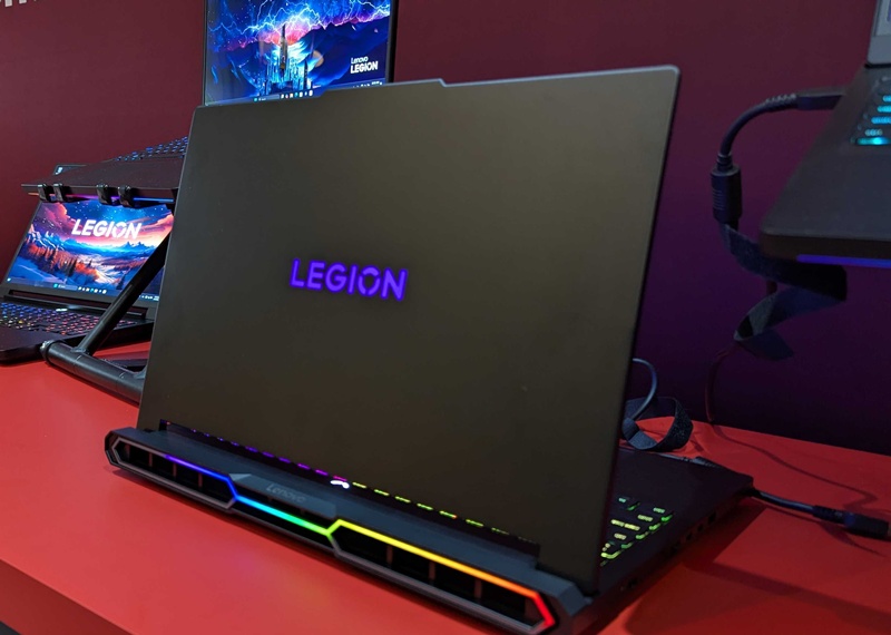 LENOVO LEGION PRO 7 16IAX10H