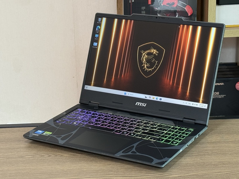 MSI Cyborg 15 B2RWFKG-058TH