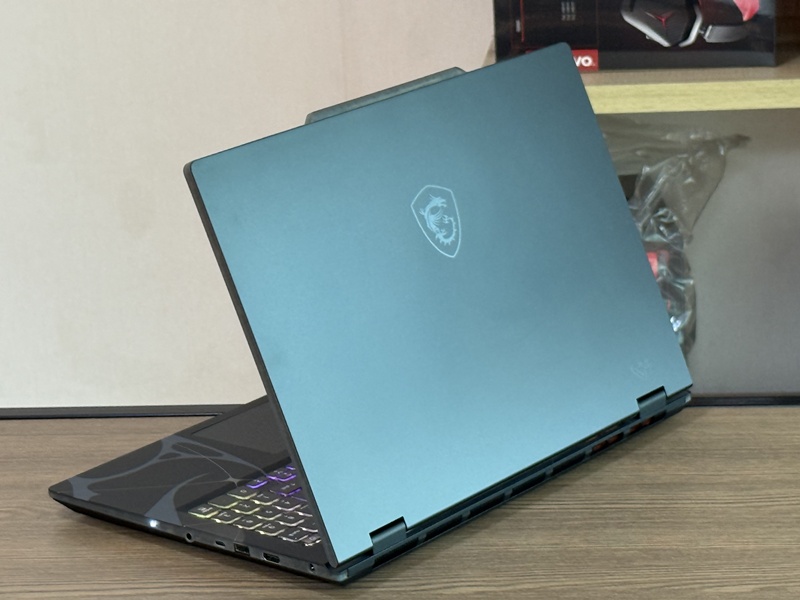 MSI Cyborg 15 B2RWFKG-058TH
