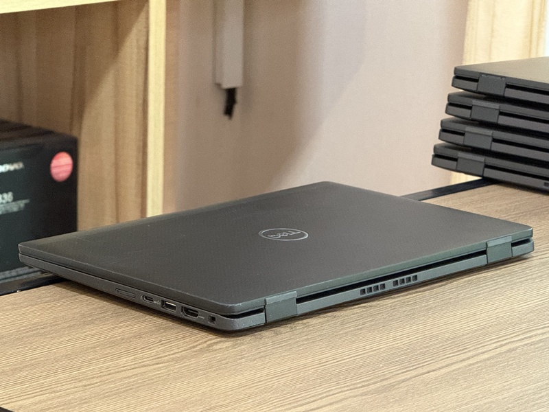 DELL Latitude 7430