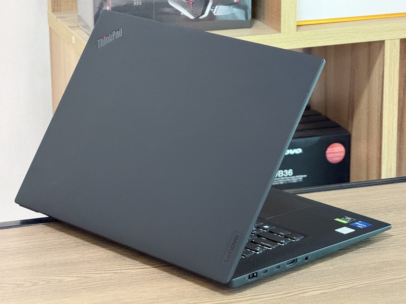ThinkPad P1 Gen 5 Workstation