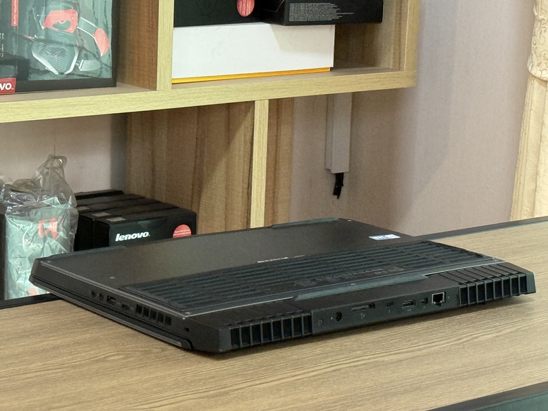 DELL Alienware 15 R4