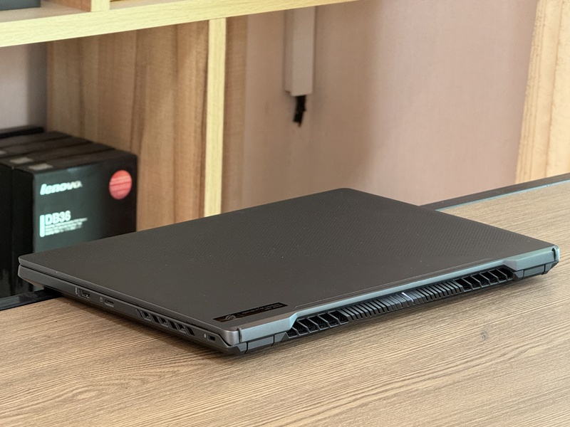 Asus Rog Zephyrus G15 GA503RS-LN042W