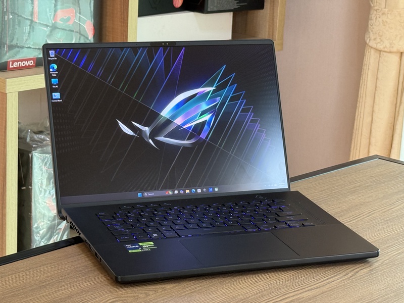 Asus ROG Zephyrus M16 GU604VI