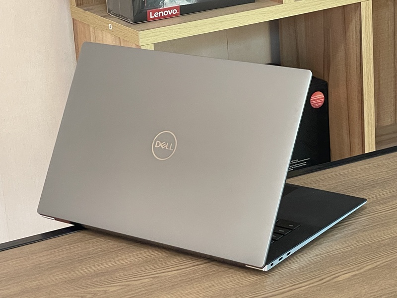 Dell Precision 5560