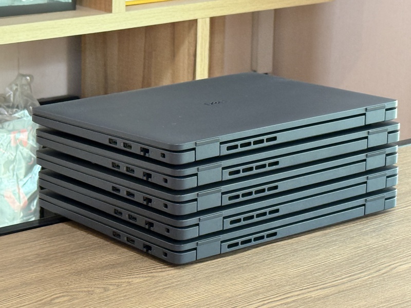 Dell Pro 14 PC14250