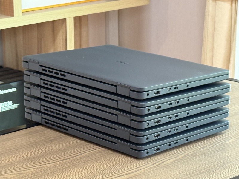 Dell Pro 14 PC14250