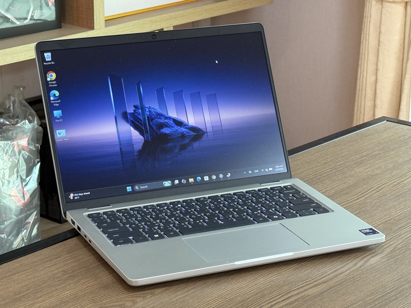 Dell Pro 14 Plus PB14250