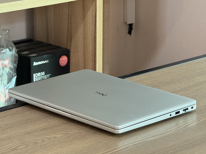 Dell Pro 14 Plus PB14250