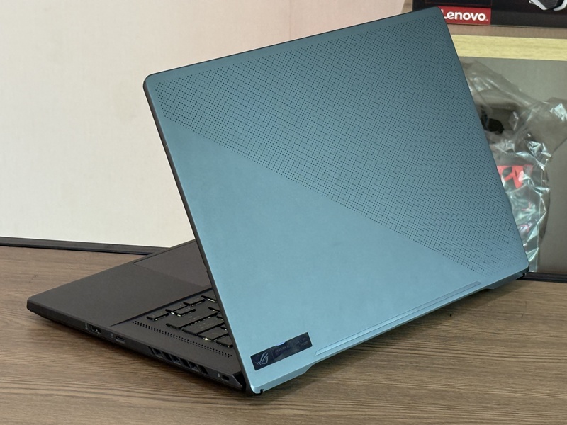 Asus Rog Zephyrus G15 GA503RS-LN042W