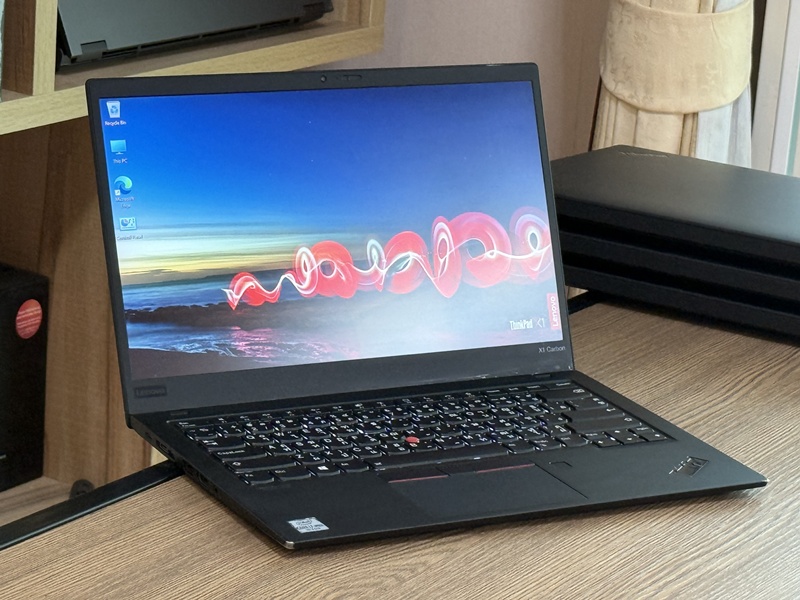 Lenovo Thinkpad X1 Carbon Gen 8