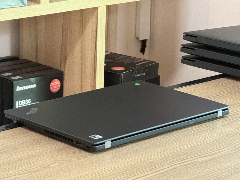 Lenovo Thinkpad T14s G1