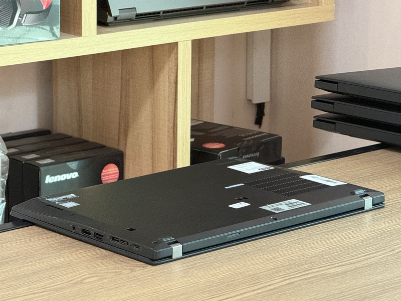 Lenovo Thinkpad T14s G1