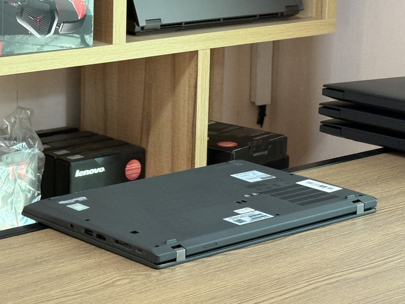 Lenovo Thinkpad T14s G2