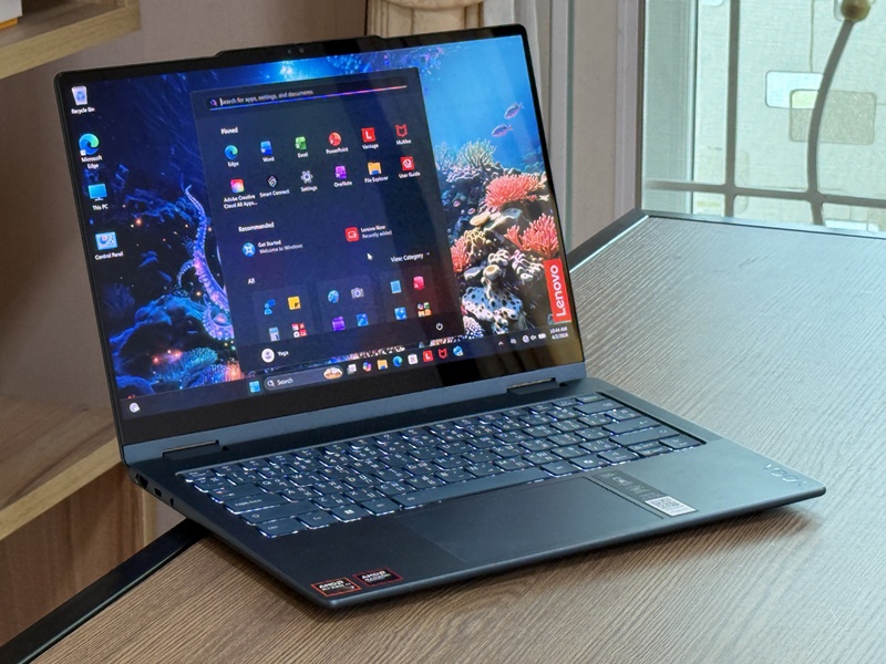 Lenovo Yoga 7 2-in1 14AKP10