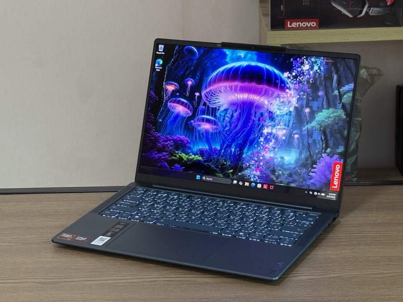 Lenovo Yoga Slim 7 14AKP10