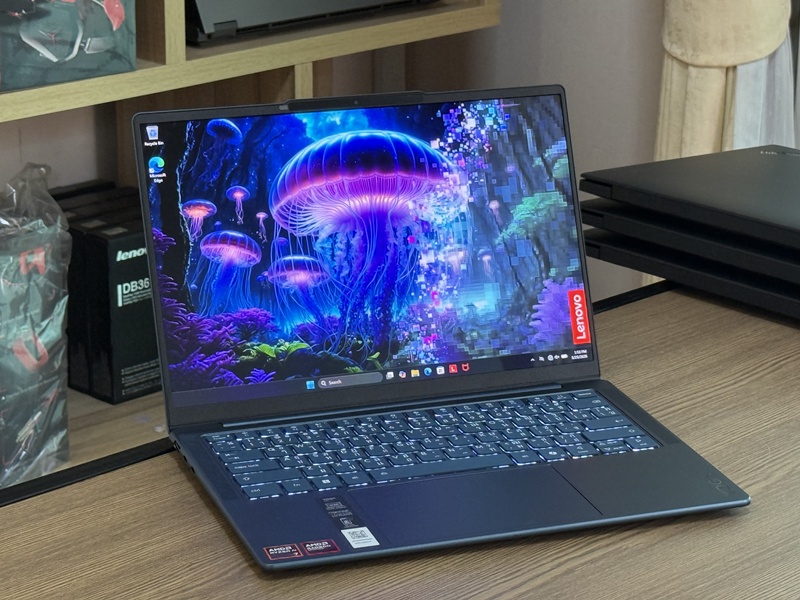 Lenovo Yoga Slim 7 14AKP10-83JY0036TA