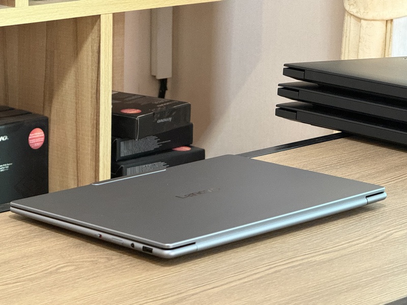 Lenovo Yoga Slim 7i 14ILL10-83JX001GTA